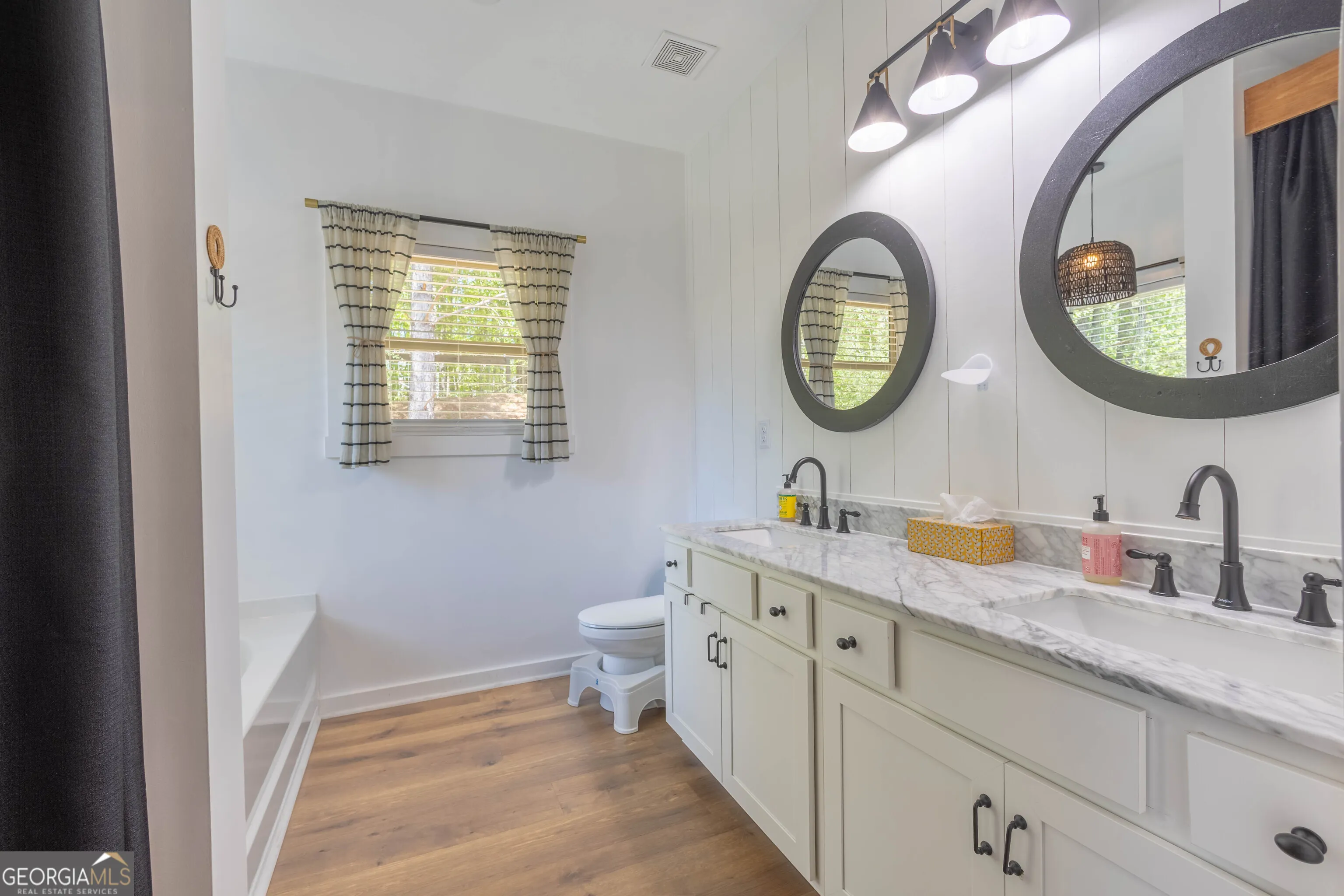 401 Daffodil Dr — photo 12 of 31
