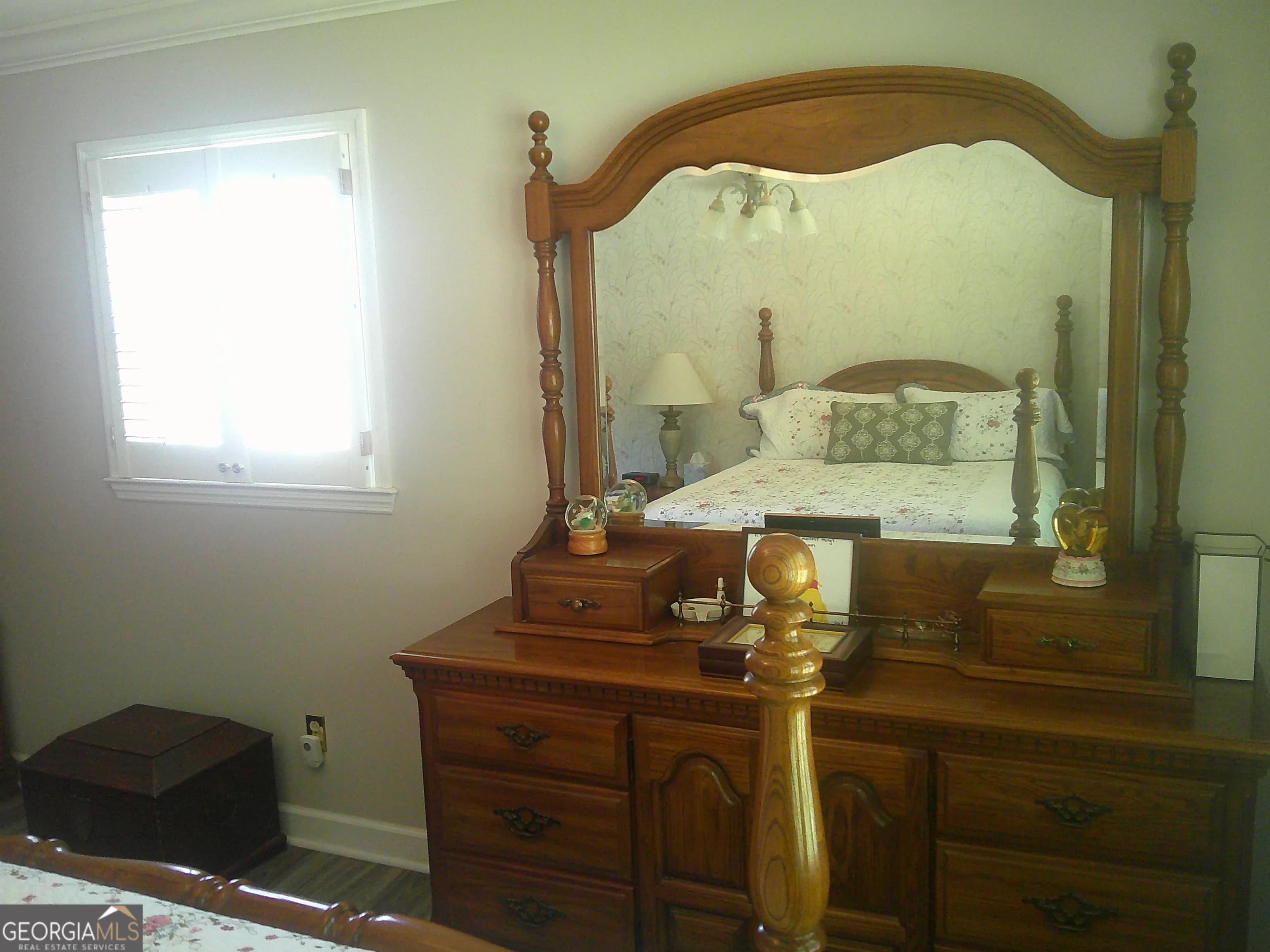 210 Greenwood Ln — photo 18 of 38