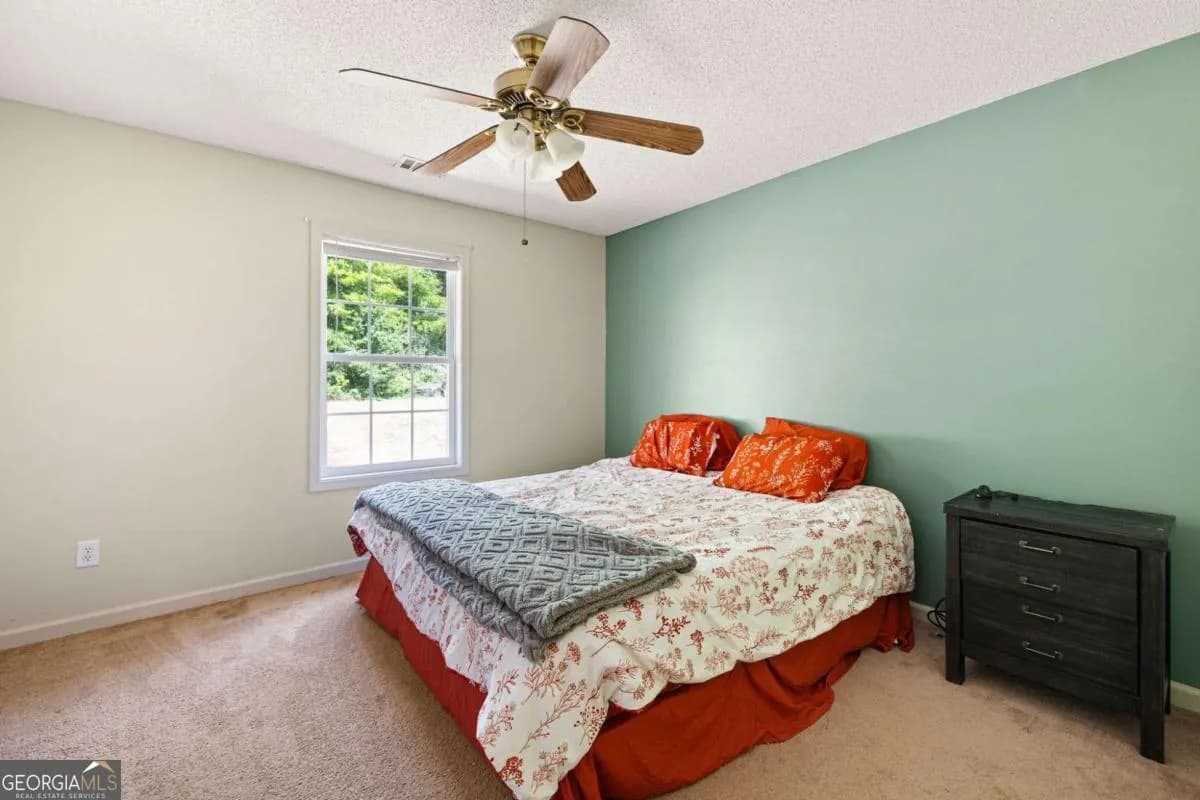 39 Gunnell Rd — photo 9 of 25