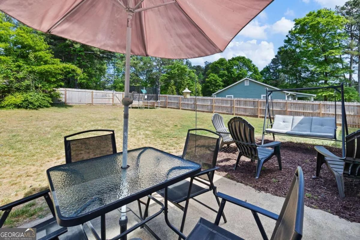 39 Gunnell Rd — photo 14 of 25