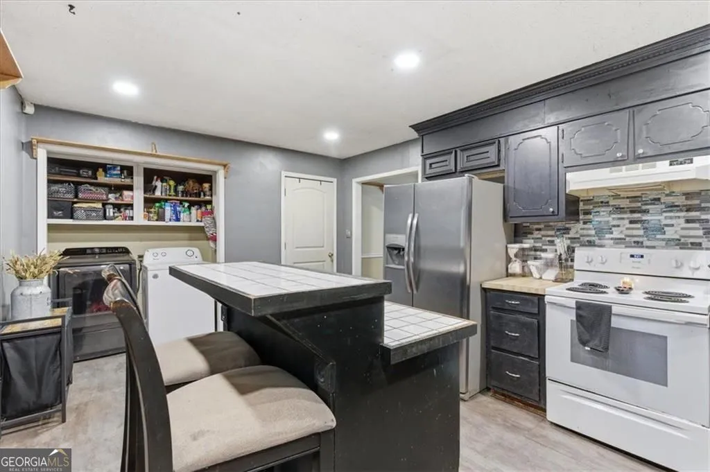 1440 Cochran Ridge Rd — photo 10 of 53