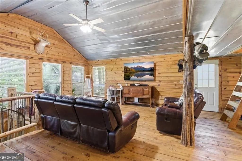 1440 Cochran Ridge Rd — photo 5 of 53