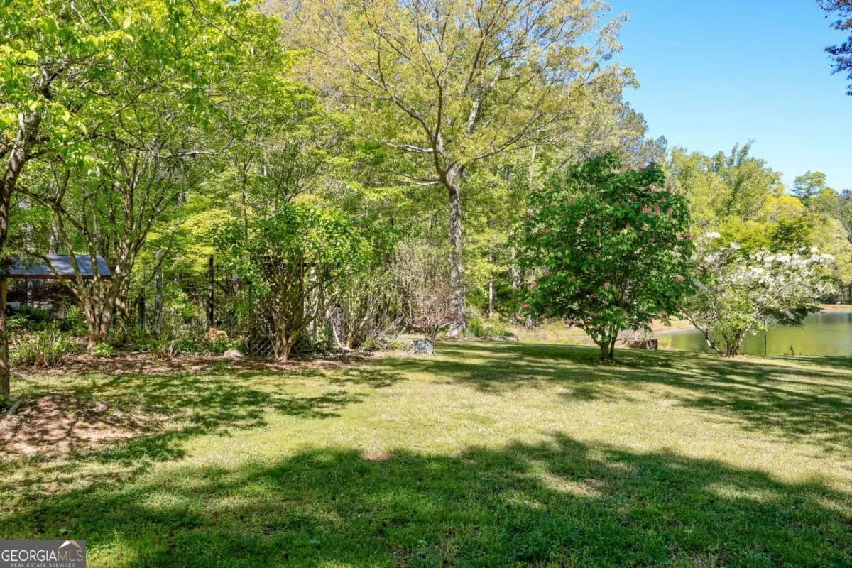 8277 Buchanan Hwy — photo 32 of 67
