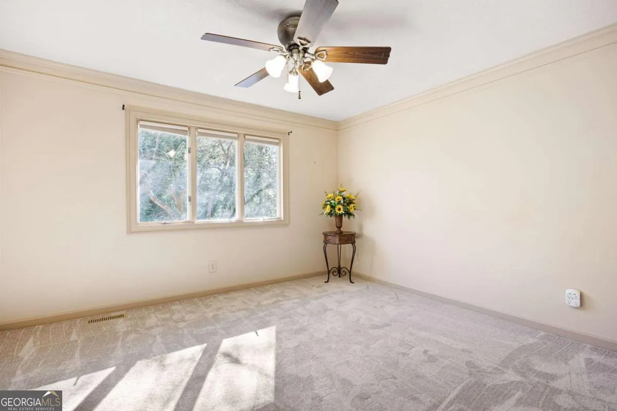 8277 Buchanan Hwy — photo 19 of 67