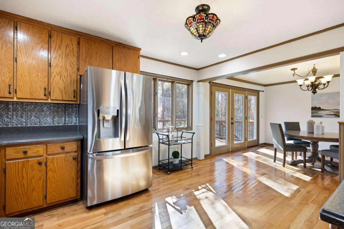 8277 Buchanan Hwy — photo 16 of 67