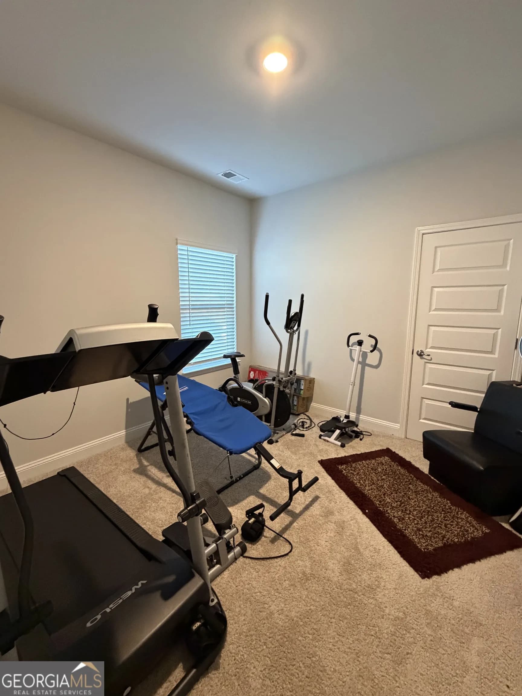 330 Surrey Ct — photo 11 of 15