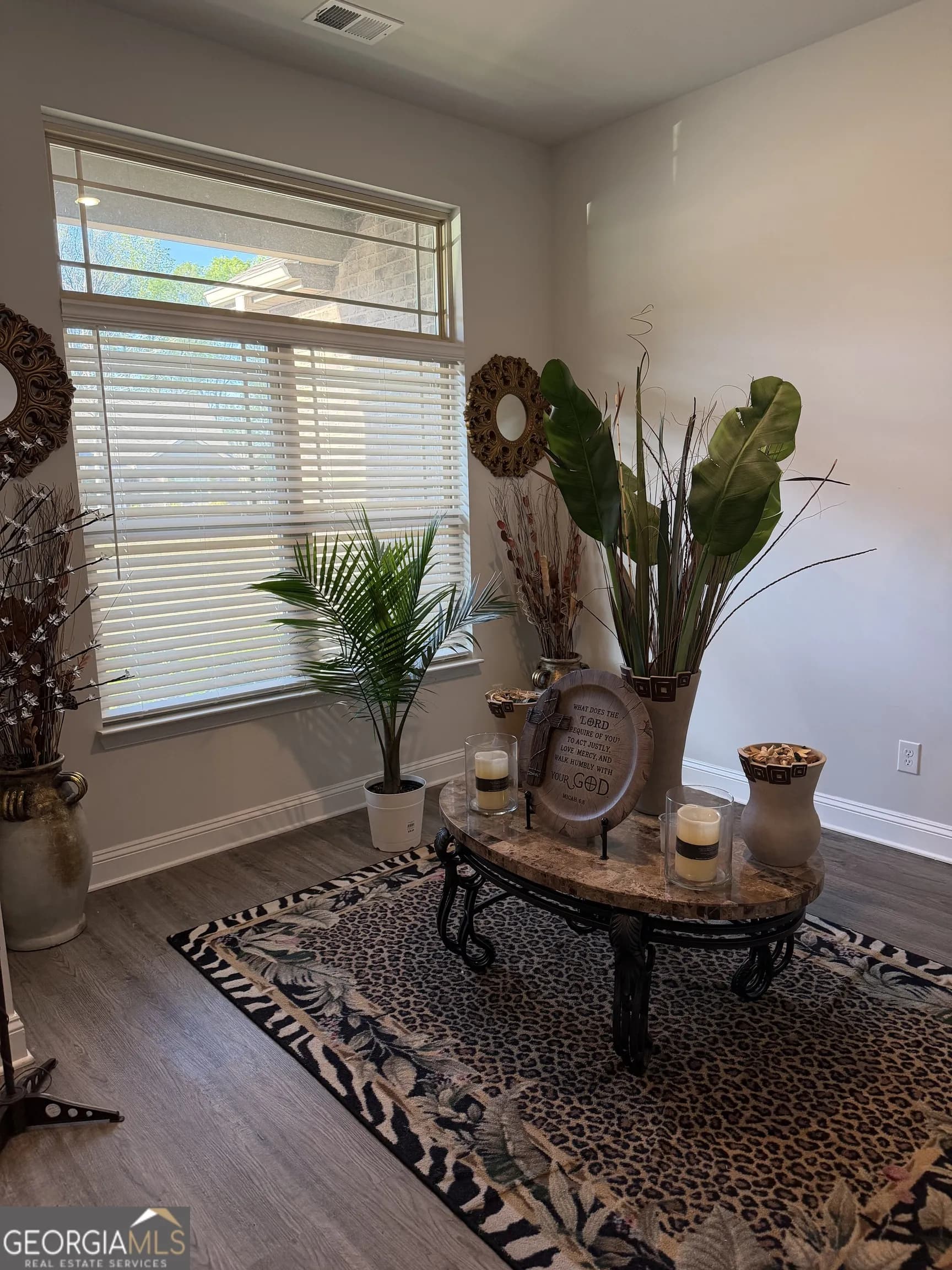 330 Surrey Ct — photo 6 of 15