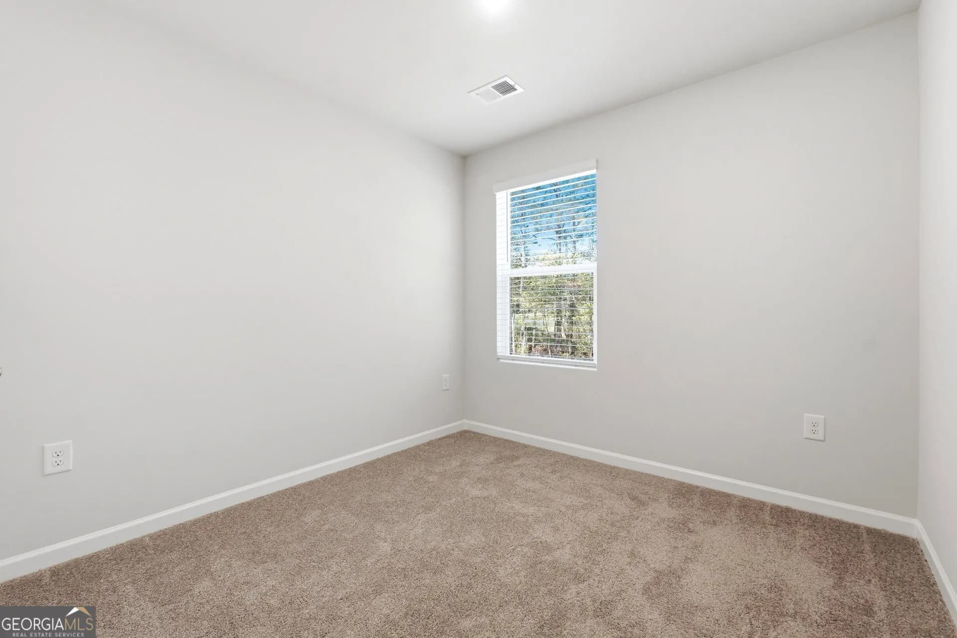 118 Meadowview Dr — photo 18 of 30