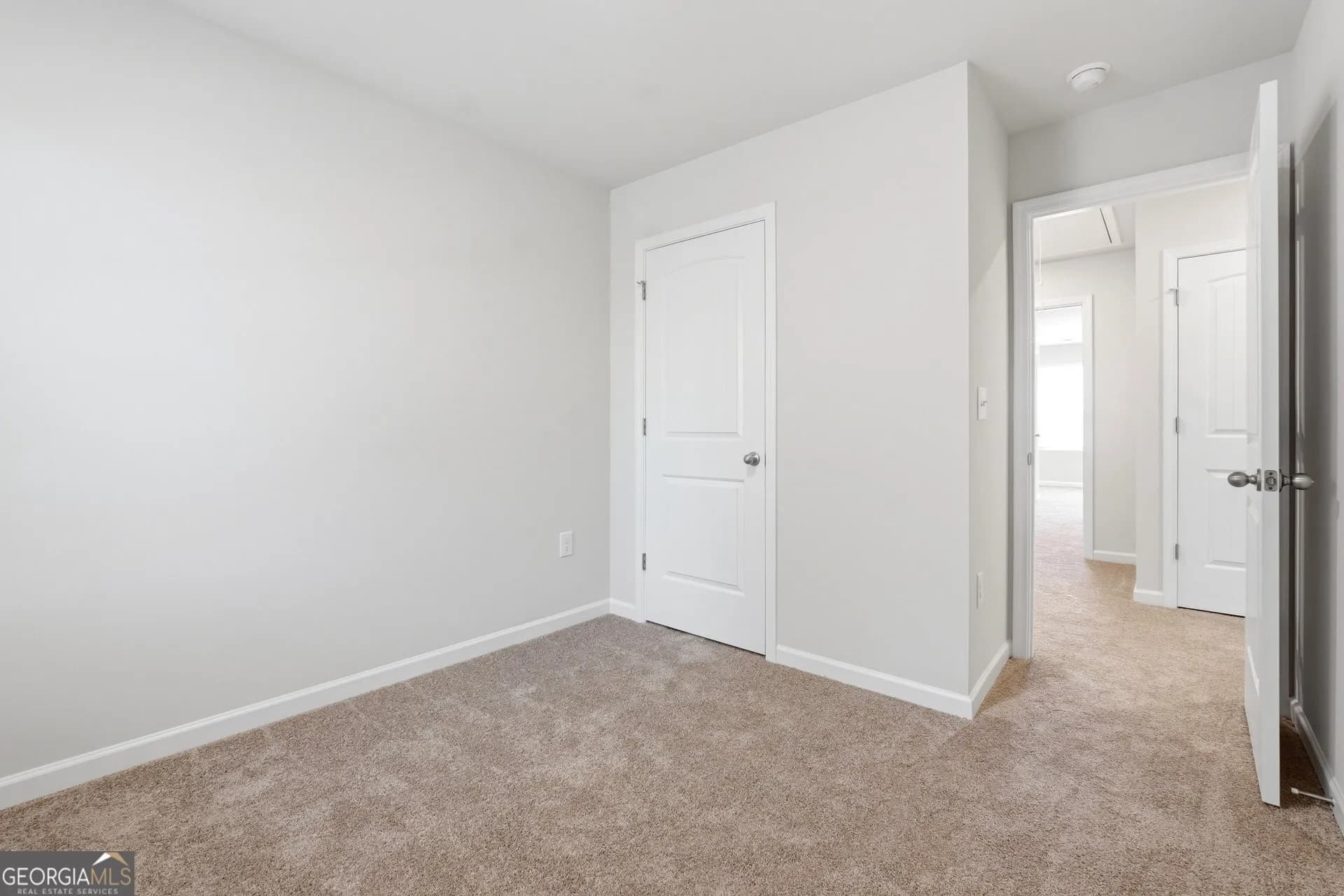 118 Meadowview Dr — photo 17 of 30