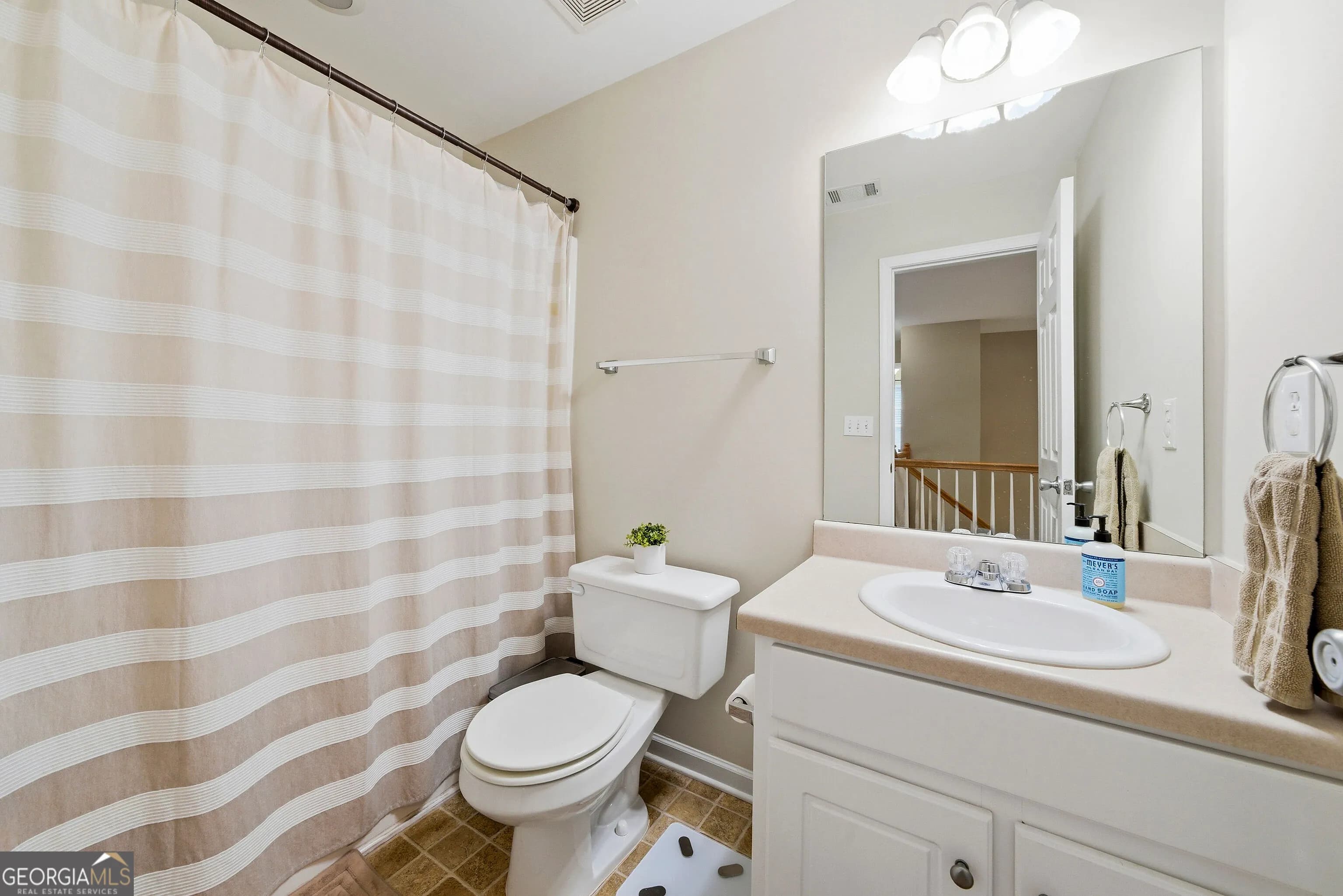 2270 Sharondale Dr — photo 18 of 29