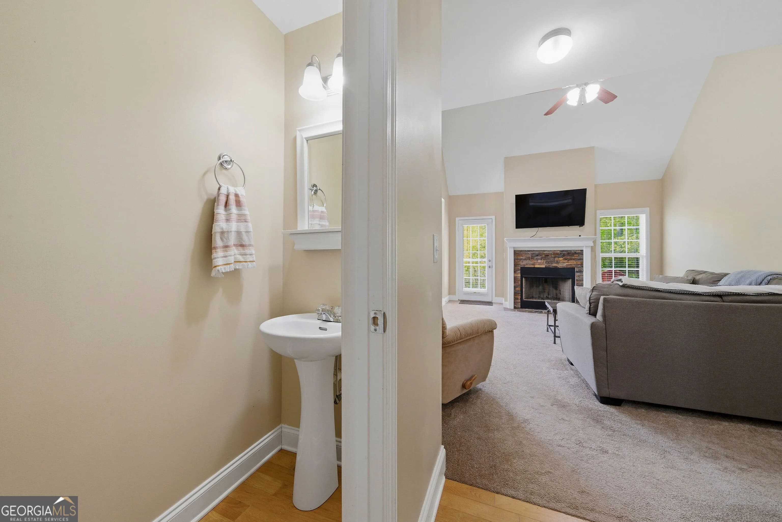 2270 Sharondale Dr — photo 27 of 29