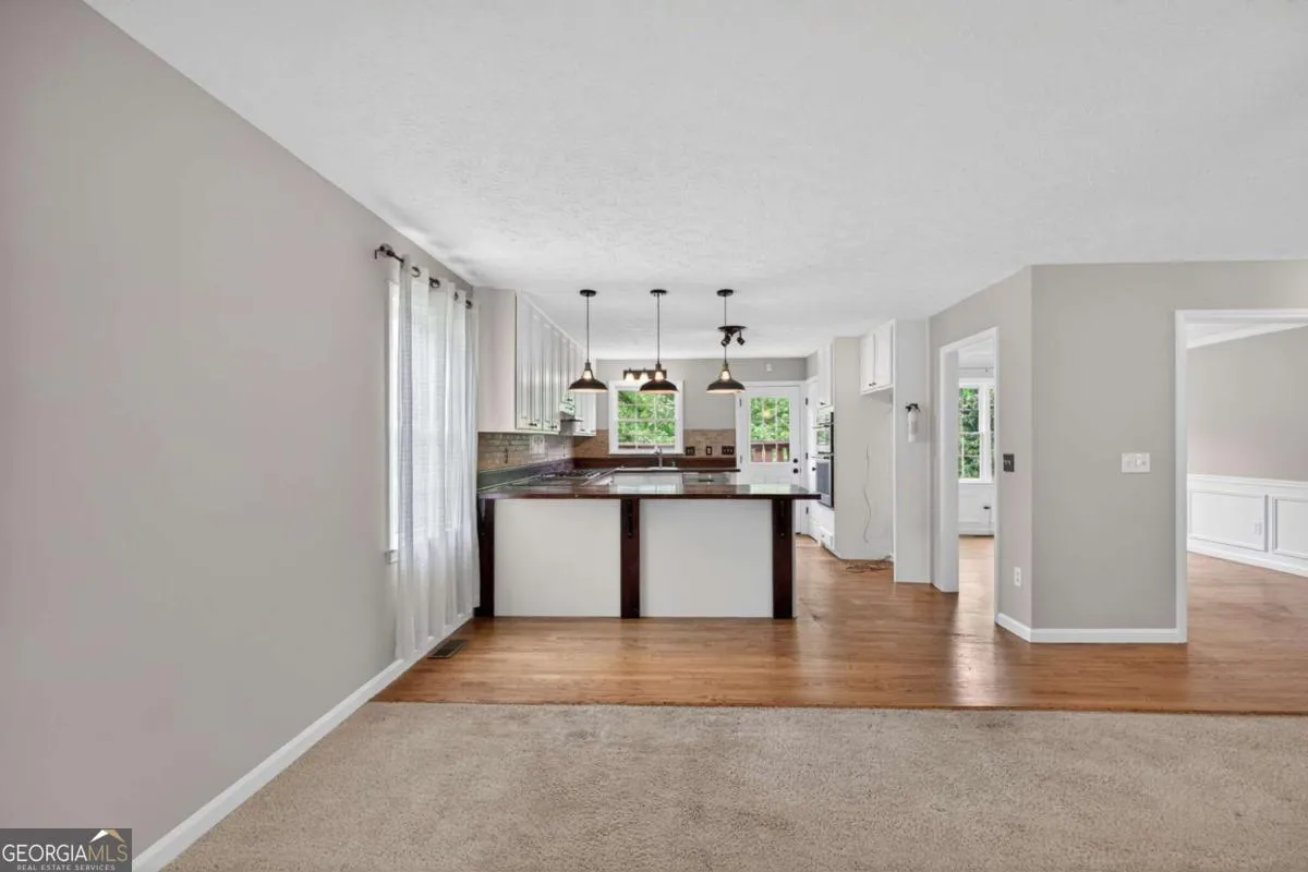 3301 Connie Way — photo 3 of 54