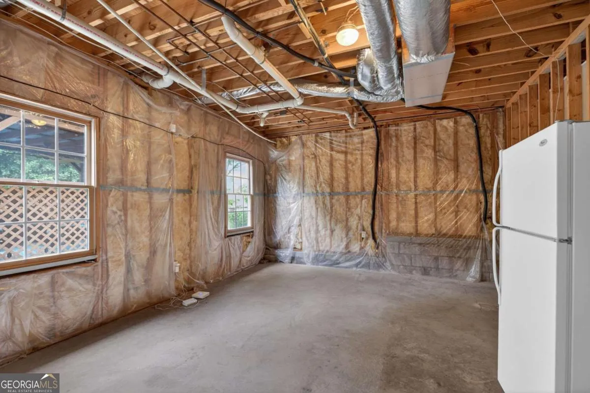 3301 Connie Way — photo 34 of 54