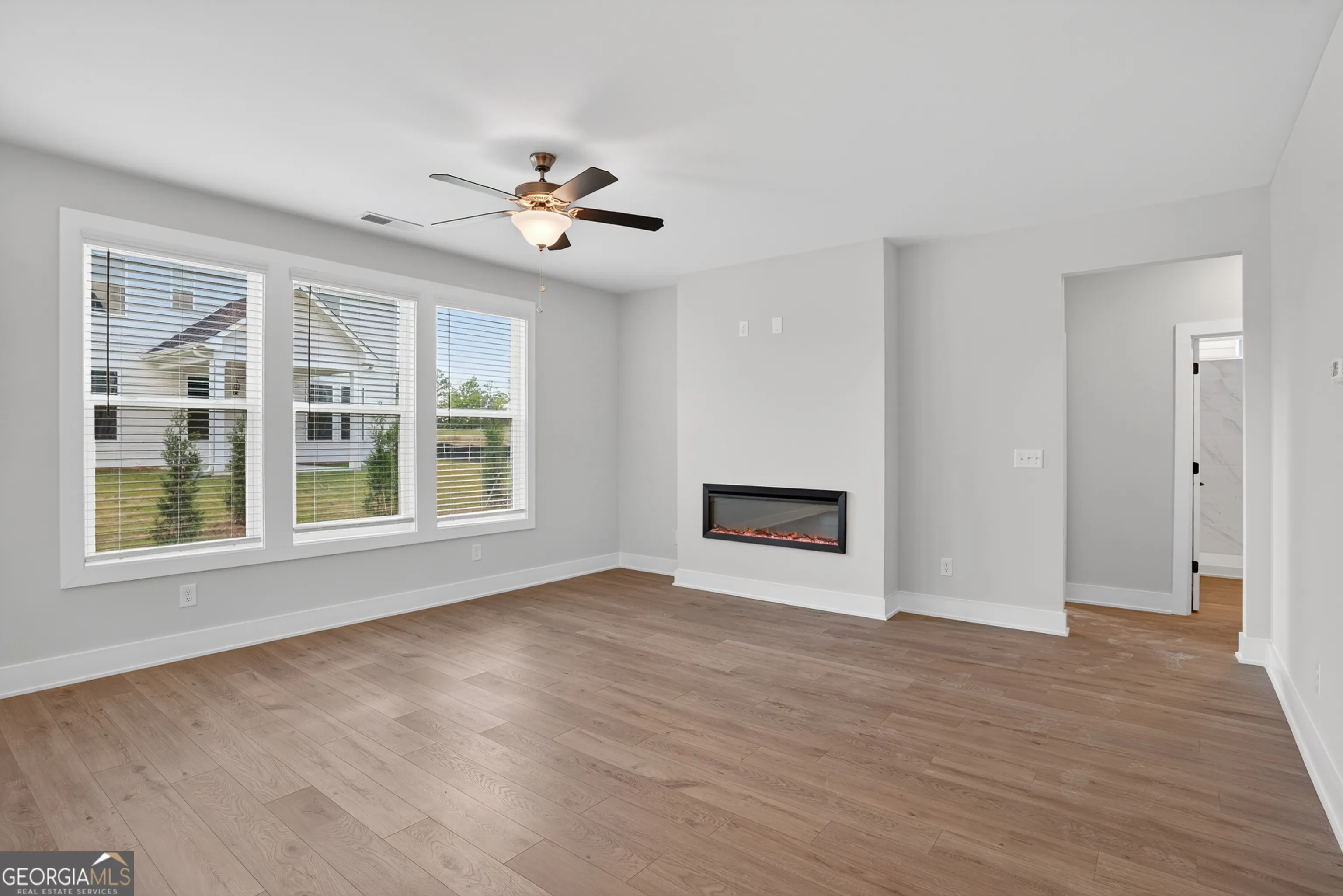 407 Bass Circle — photo 4 of 40