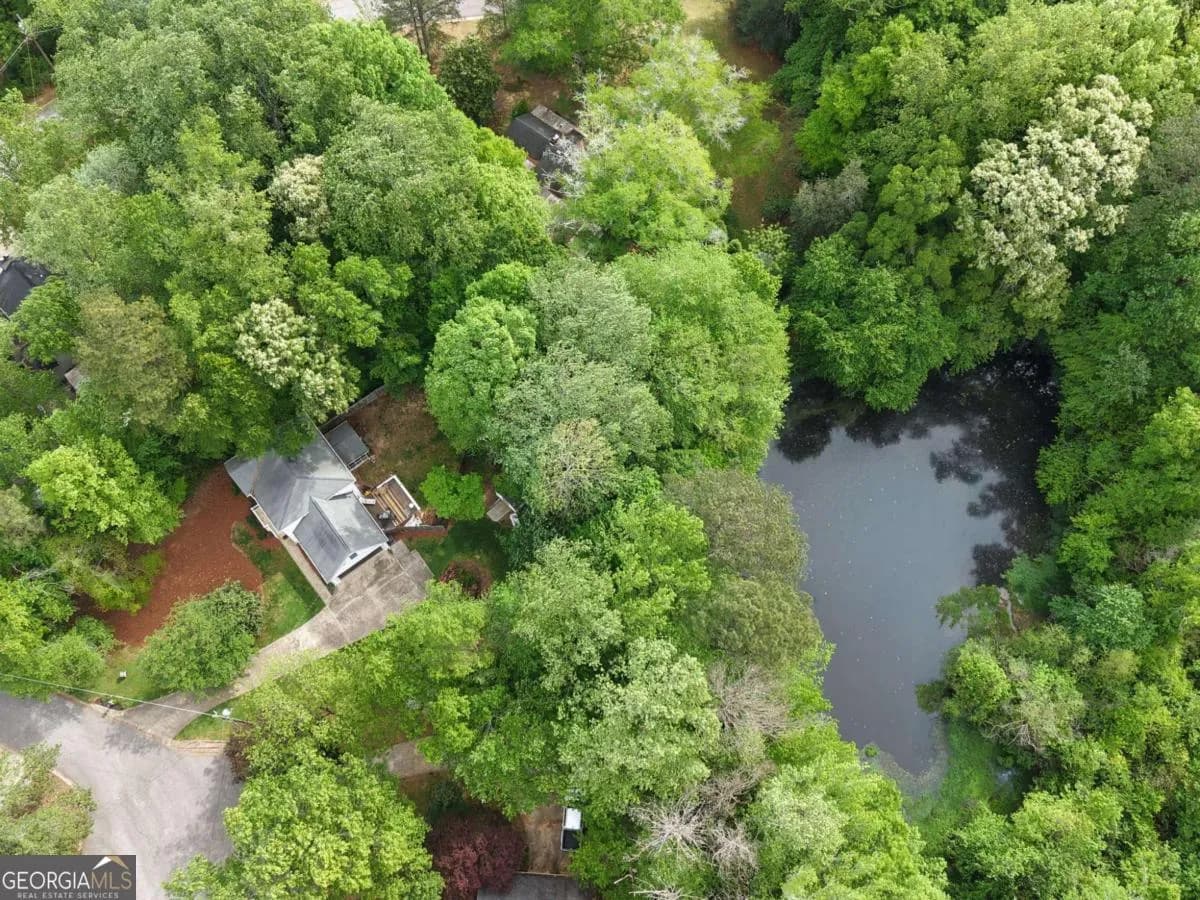 12 Indian Lake Ct — photo 36 of 43