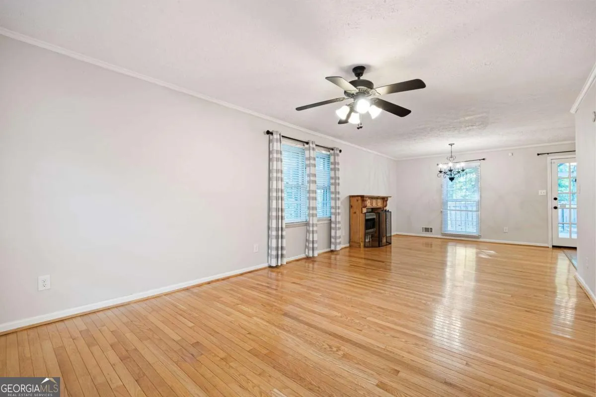 12 Indian Lake Ct — photo 41 of 43