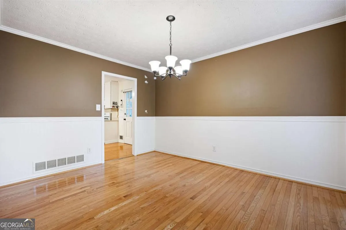 12 Indian Lake Ct — photo 40 of 43