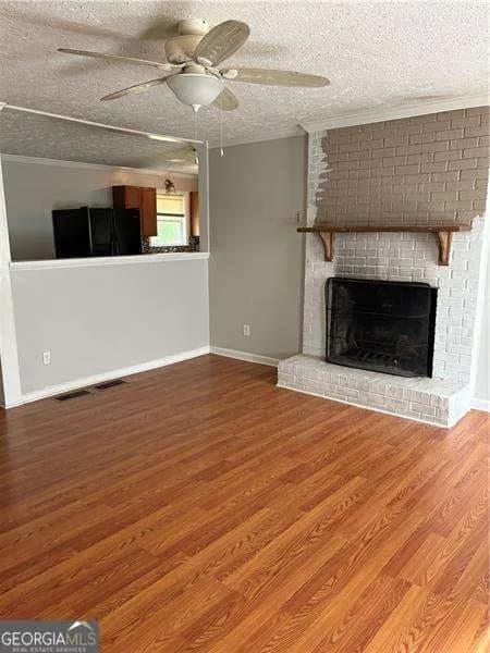 242 Allison Dr — photo 2 of 10
