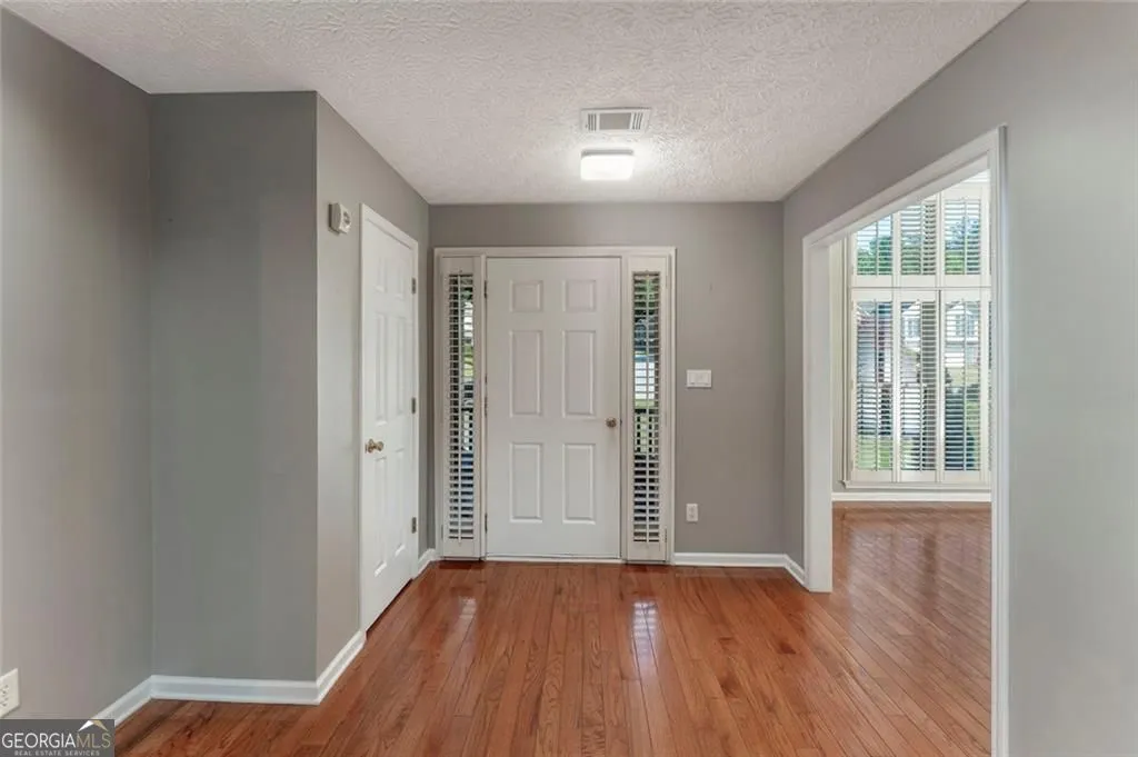 55 Garrison Dr — photo 4 of 48