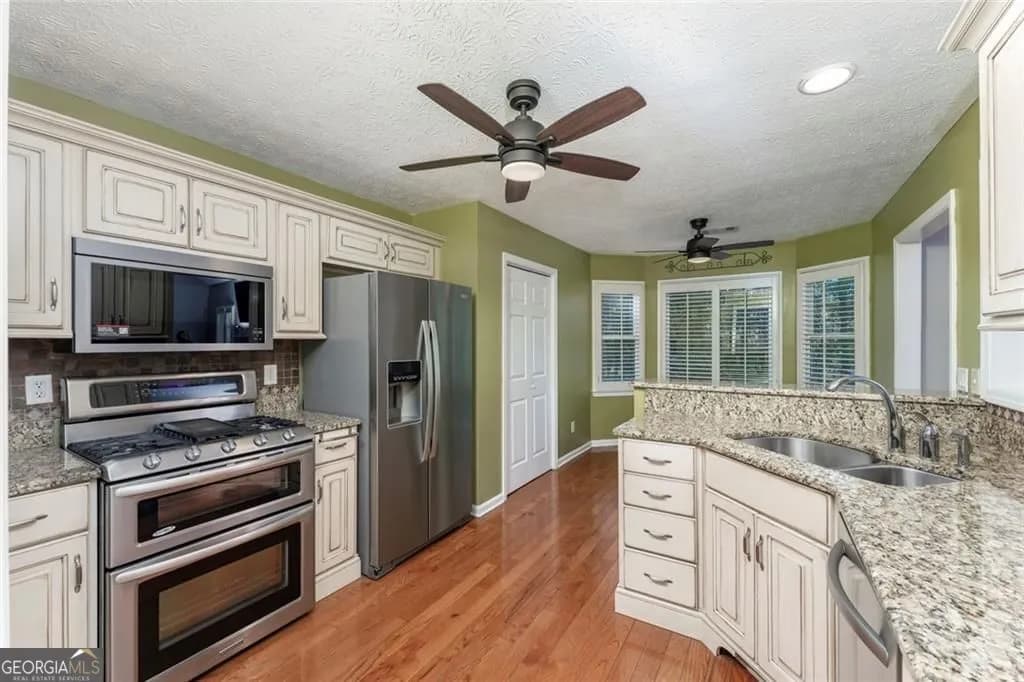 55 Garrison Dr — photo 17 of 48