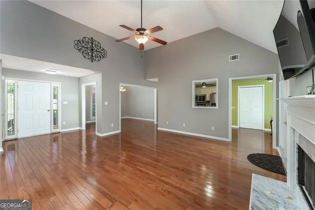 55 Garrison Dr — photo 9 of 48