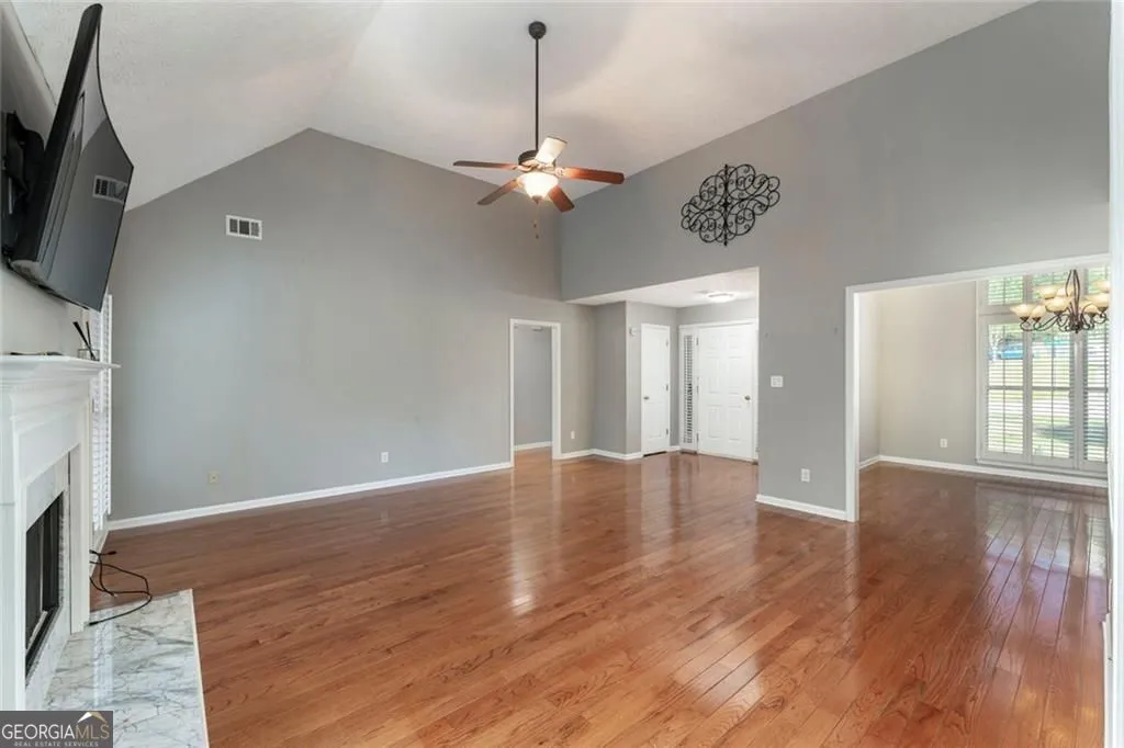 55 Garrison Dr — photo 8 of 48