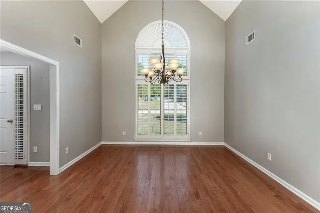 55 Garrison Dr — photo 11 of 48