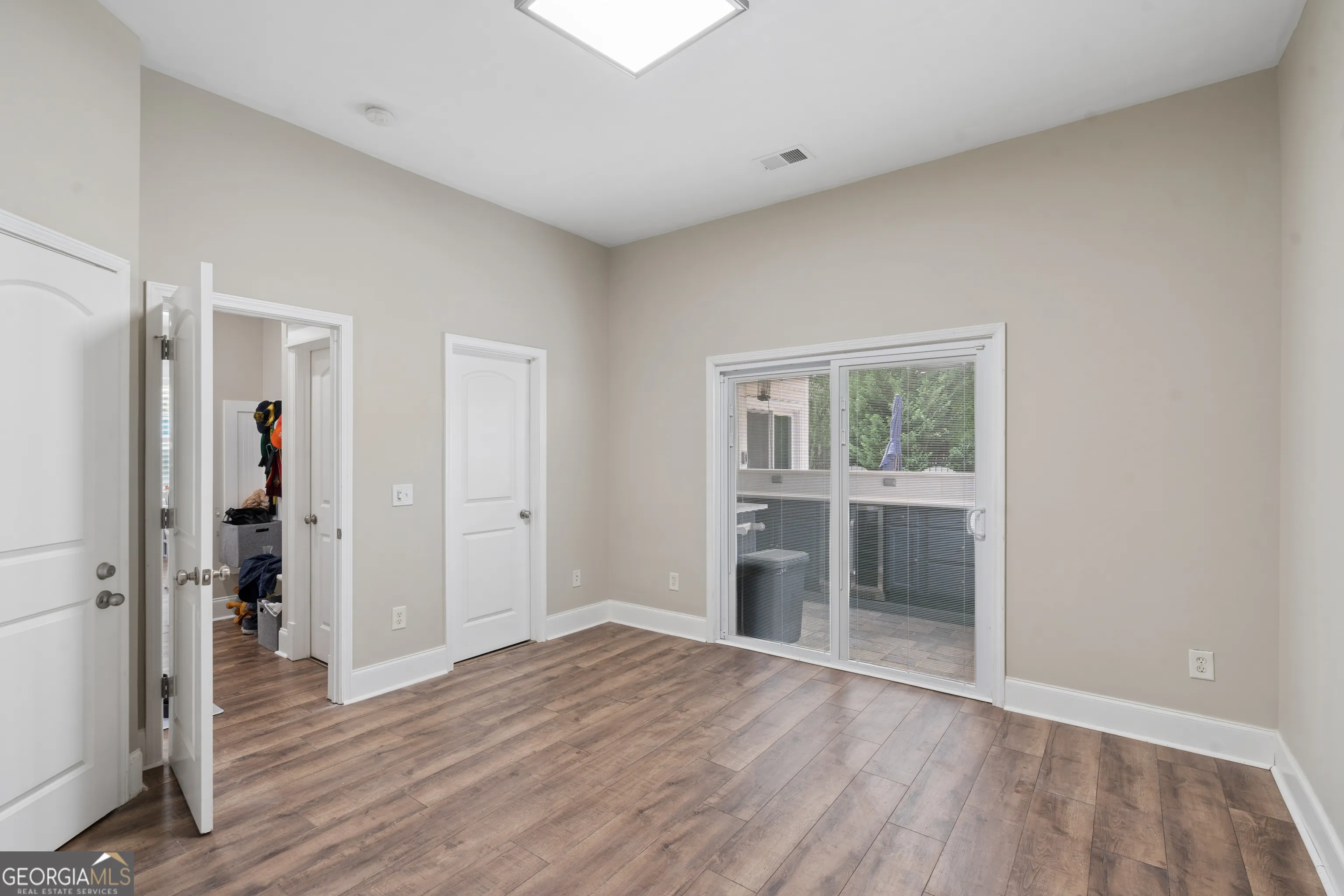 3220 Wheldon Way — photo 6 of 48