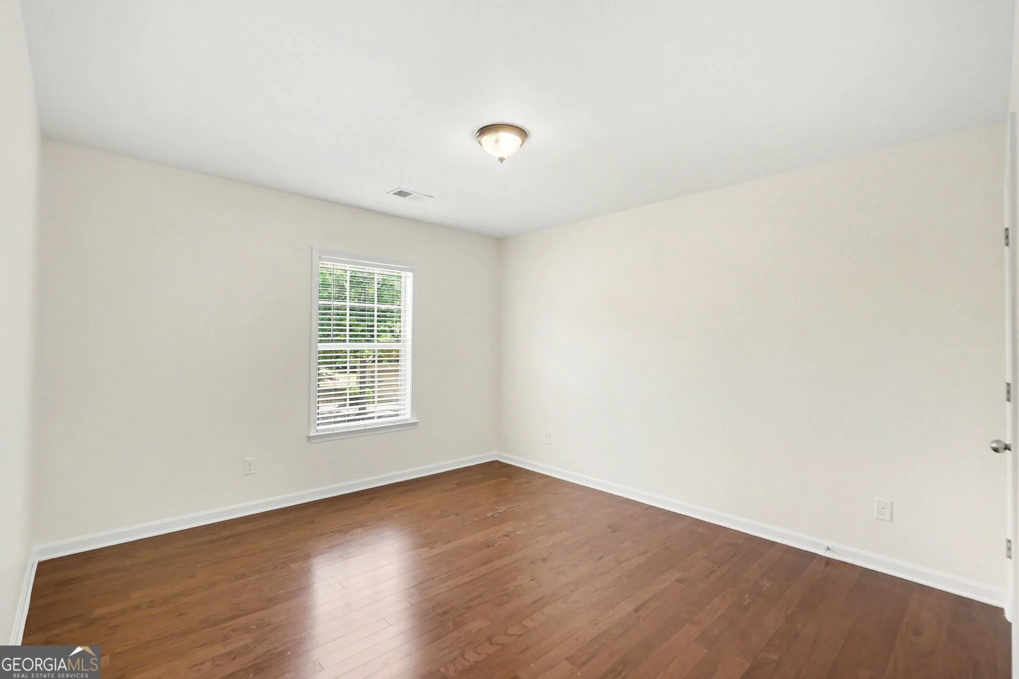 687 Ivy Chase Loop — photo 7 of 25