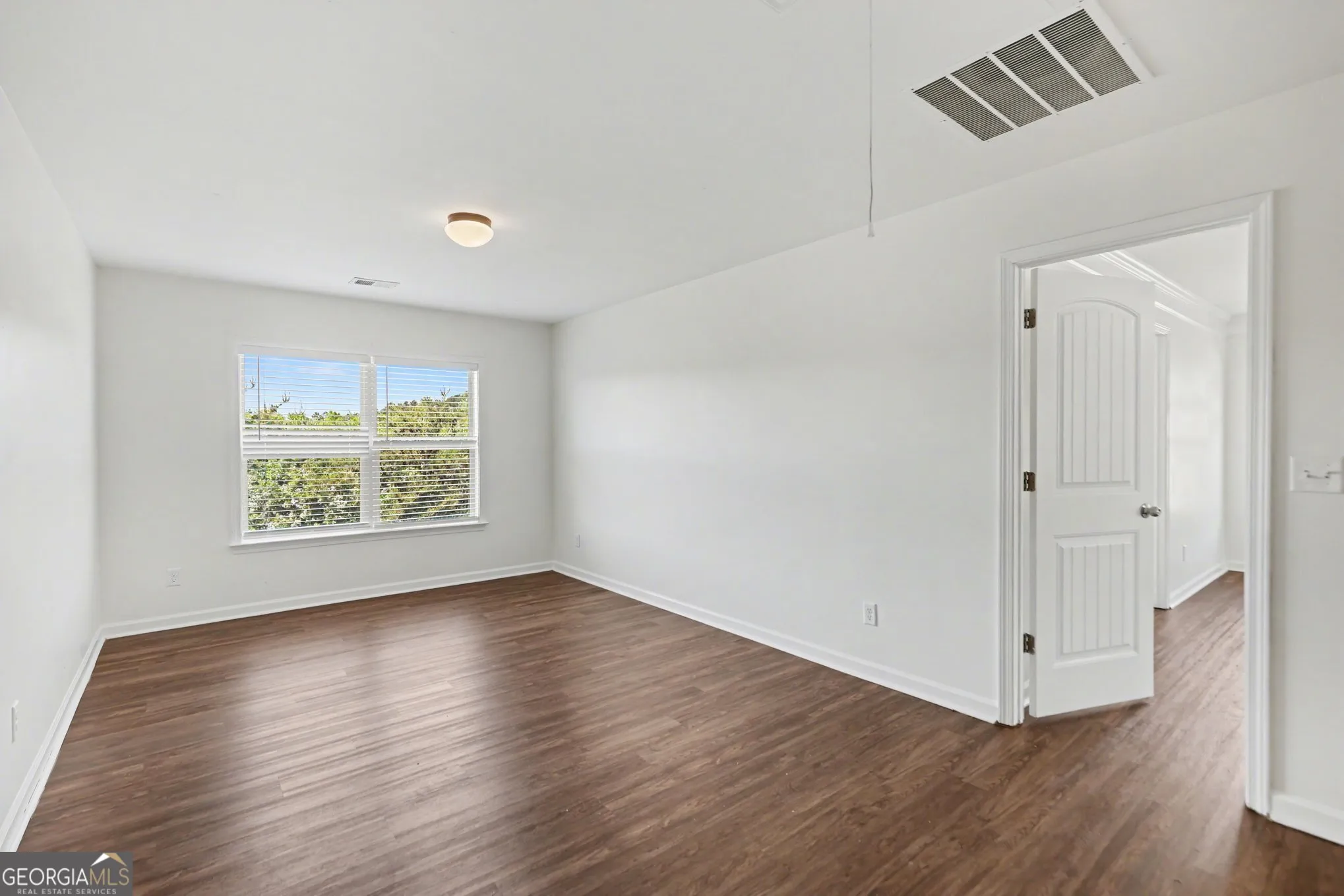 687 Ivy Chase Loop — photo 9 of 25