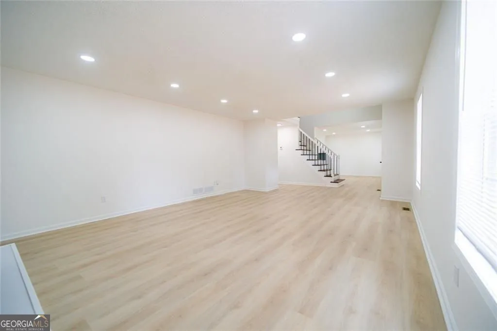 8953 Western Pines Dr — photo 10 of 56