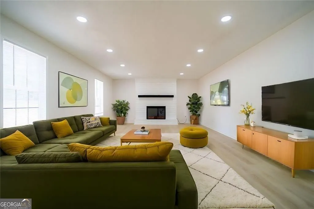 8953 Western Pines Dr — photo 2 of 56