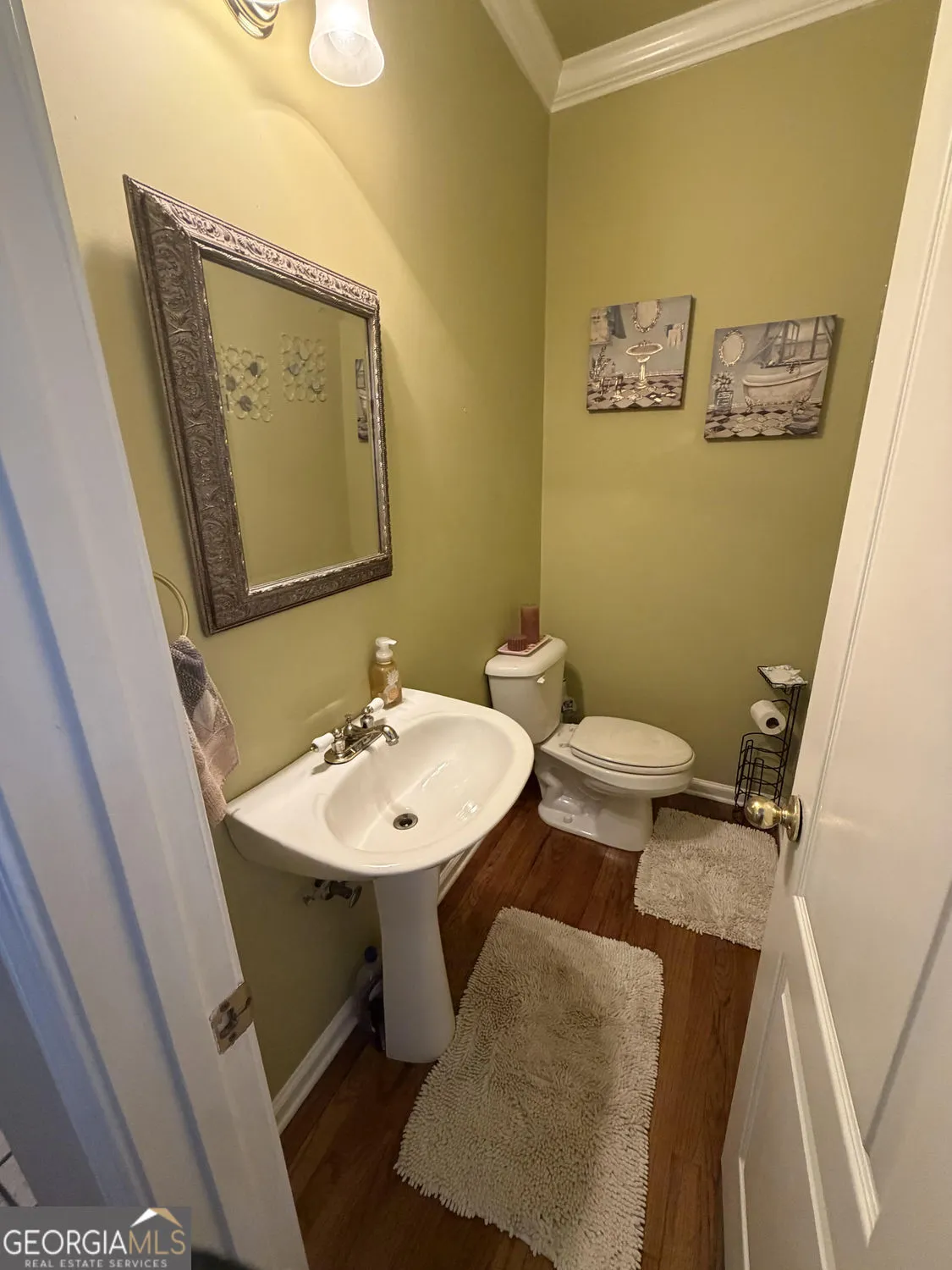 110 Edgewood Dr — photo 8 of 34