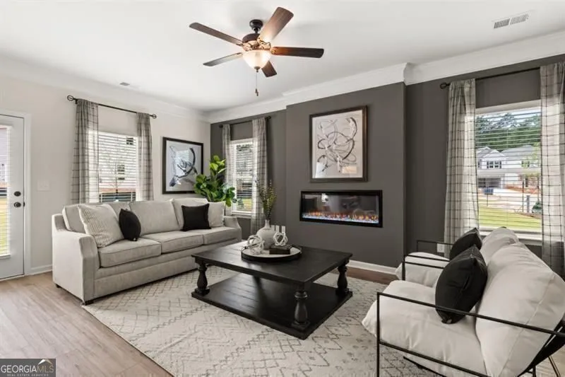 318 Caroline Pl — photo 7 of 37