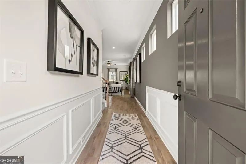 318 Caroline Pl — photo 2 of 37