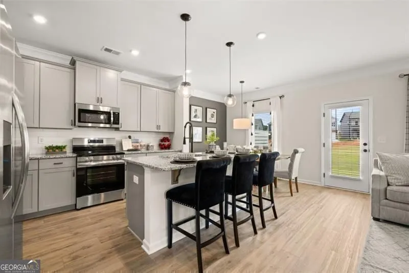 318 Caroline Pl — photo 24 of 37