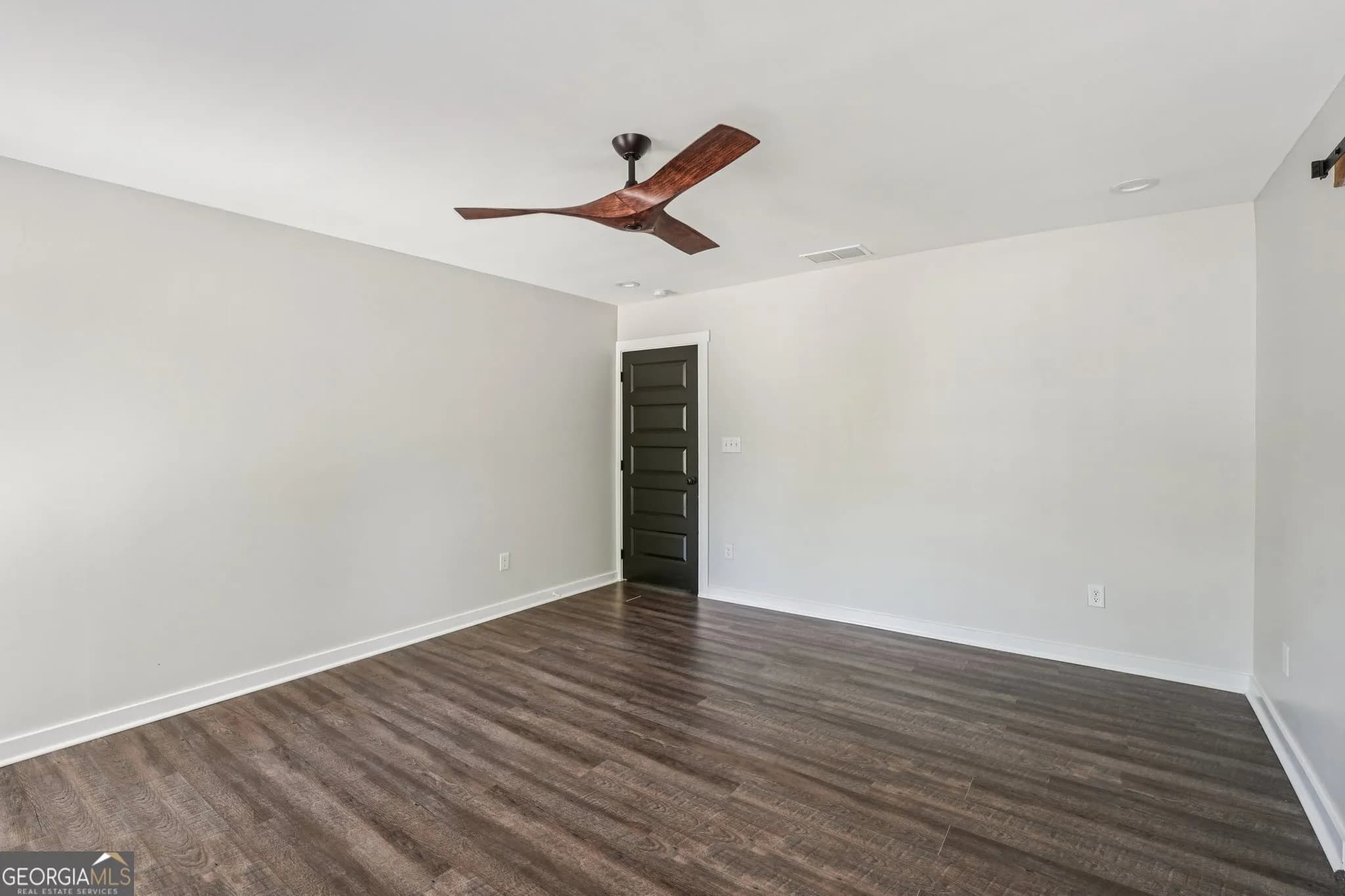 212 Hamilton Ave — photo 23 of 65