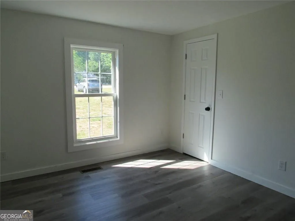 1460 Hwy 100 — photo 3 of 19