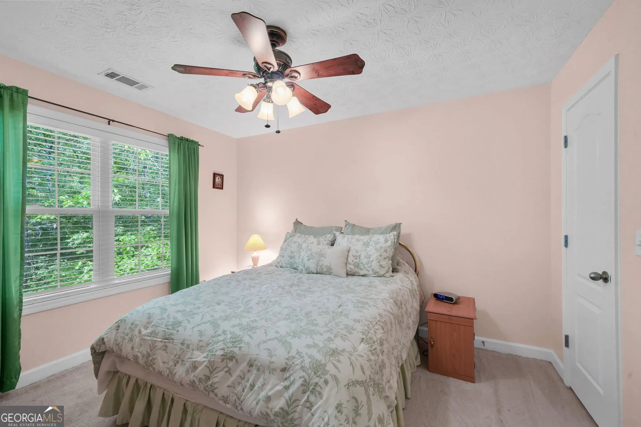 8862 Hectare Rd — photo 11 of 40