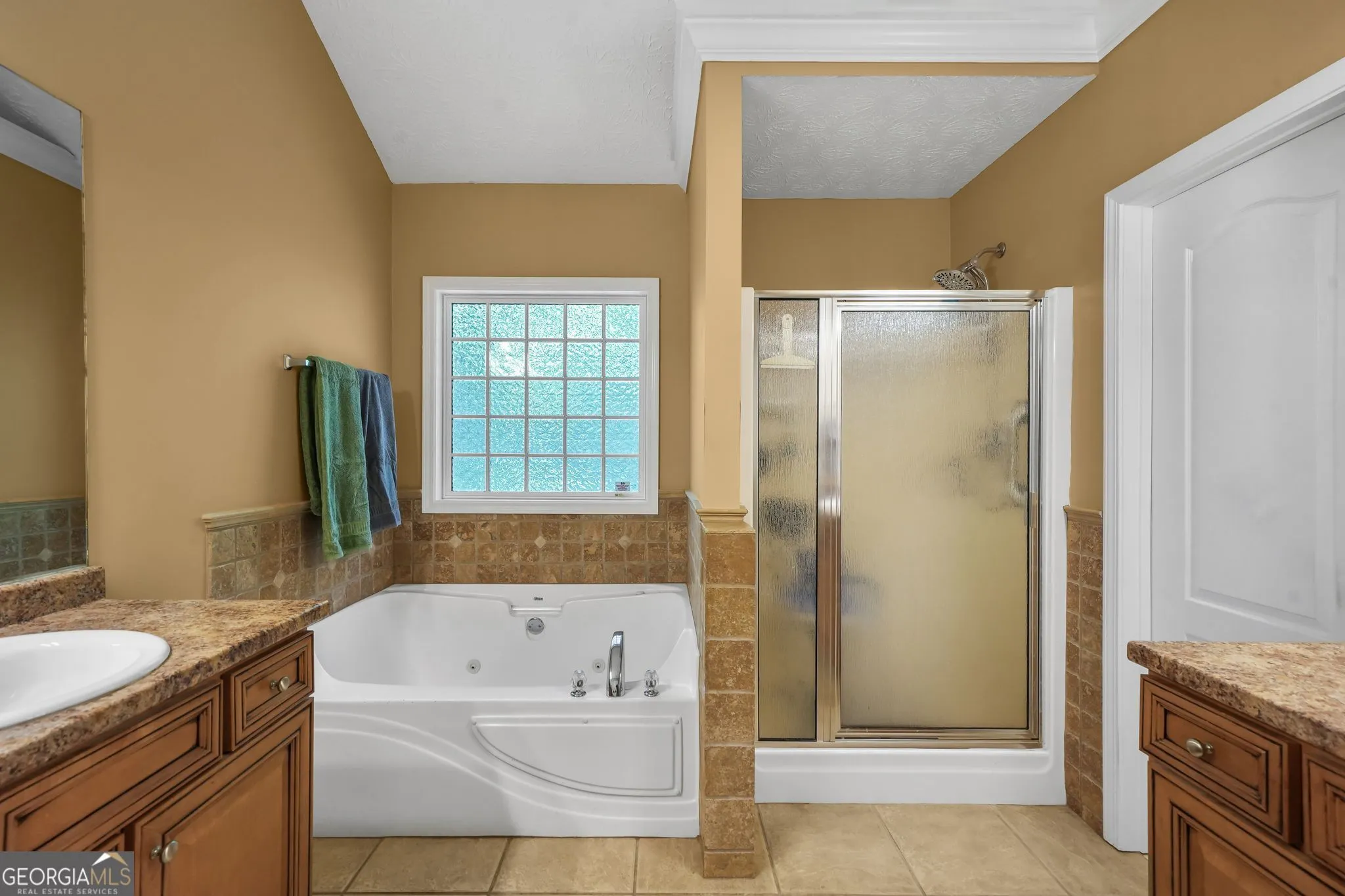 8862 Hectare Rd — photo 10 of 40
