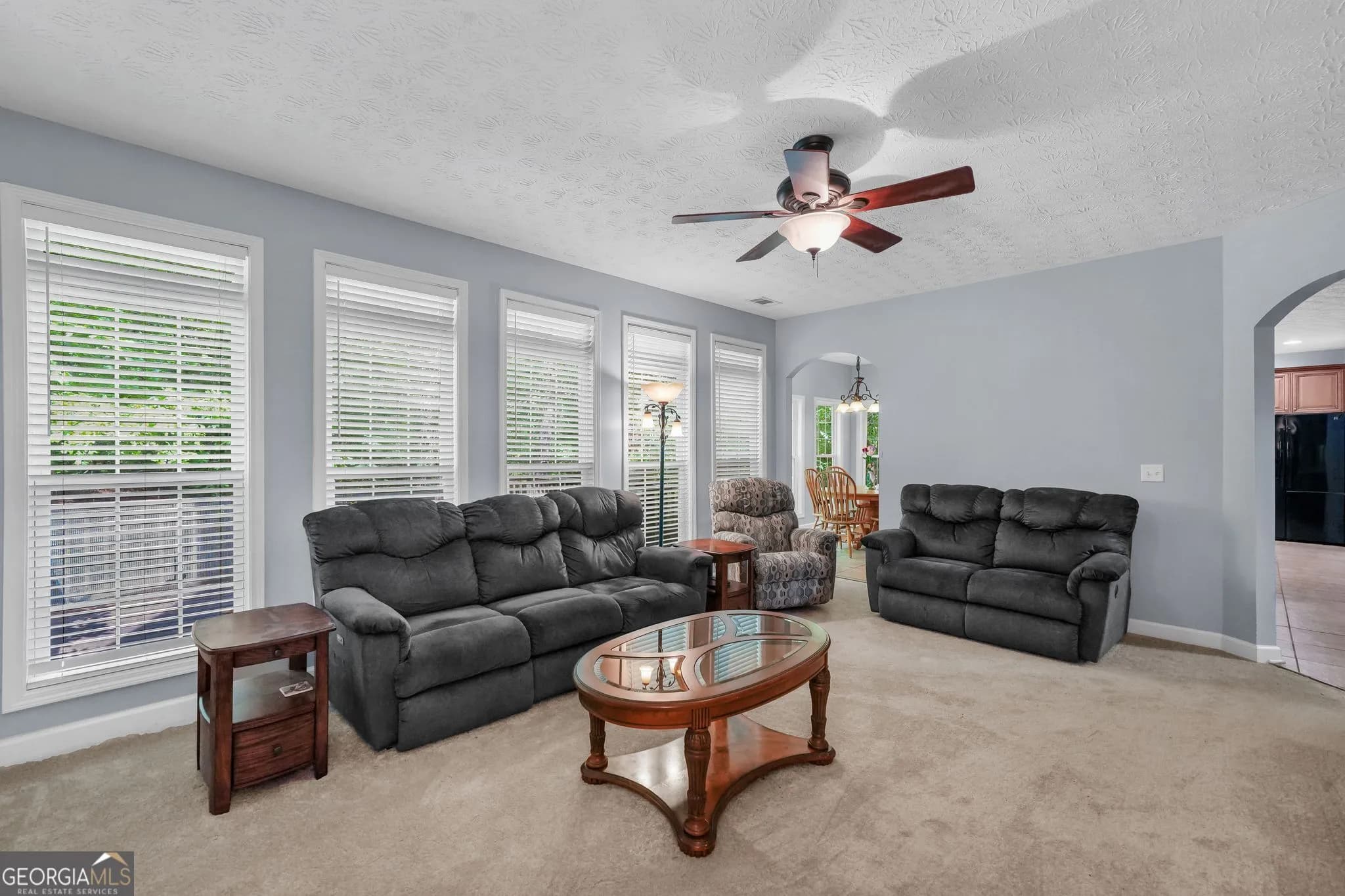 8862 Hectare Rd — photo 4 of 40