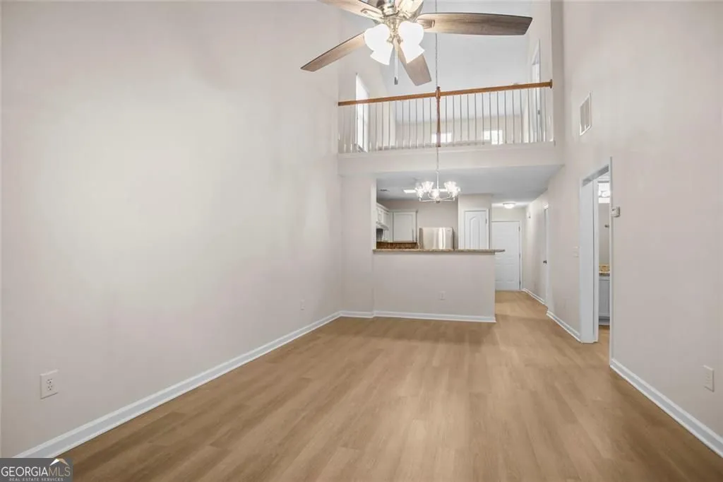184 Darby's Crossing Ct — photo 3 of 35