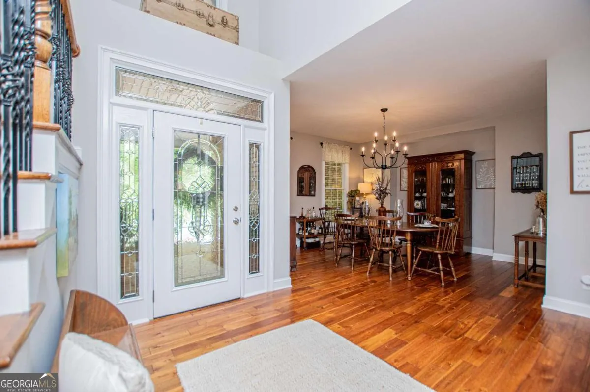 39 Cambridge Ln — photo 8 of 100