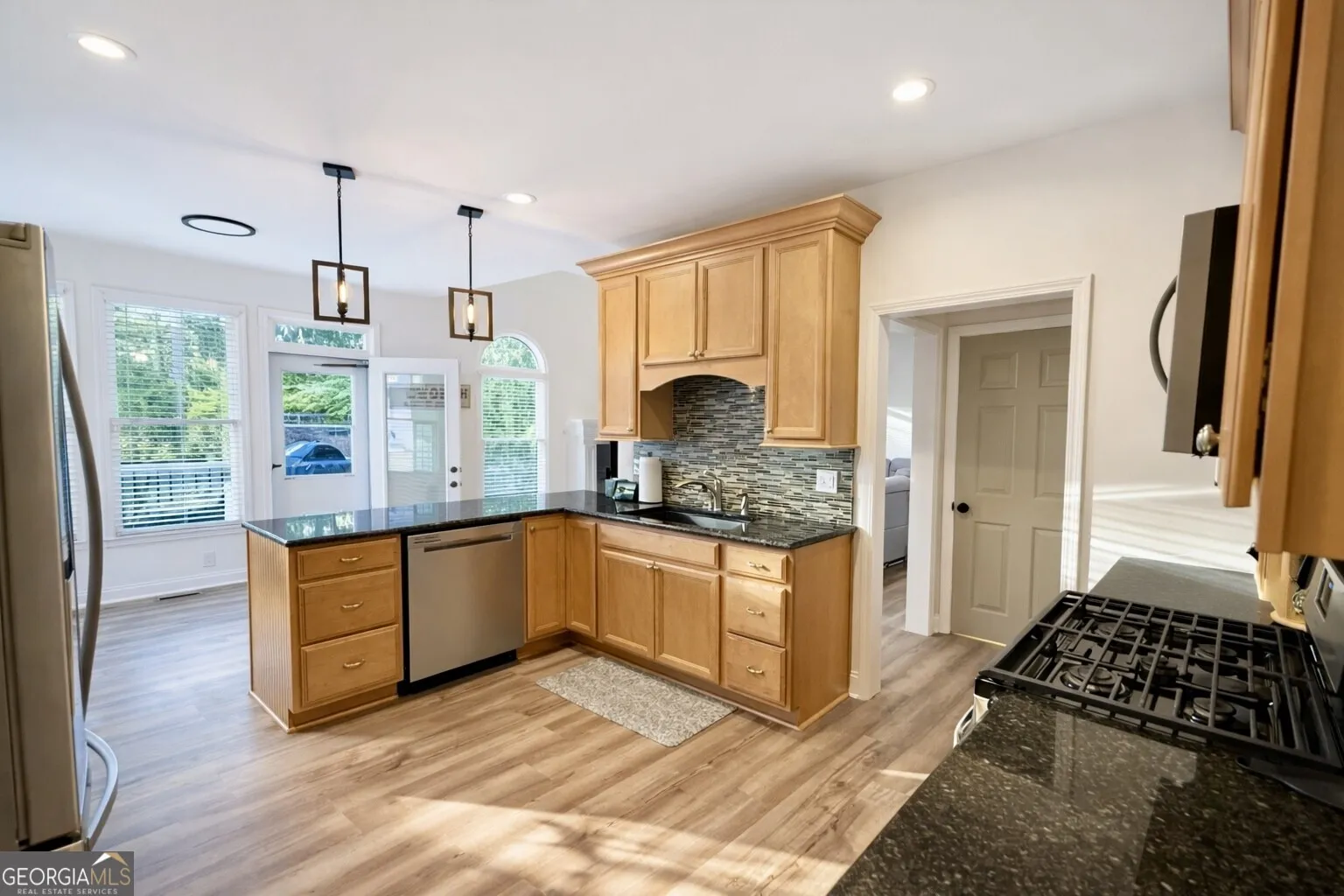 451 Graves Rd — photo 6 of 41