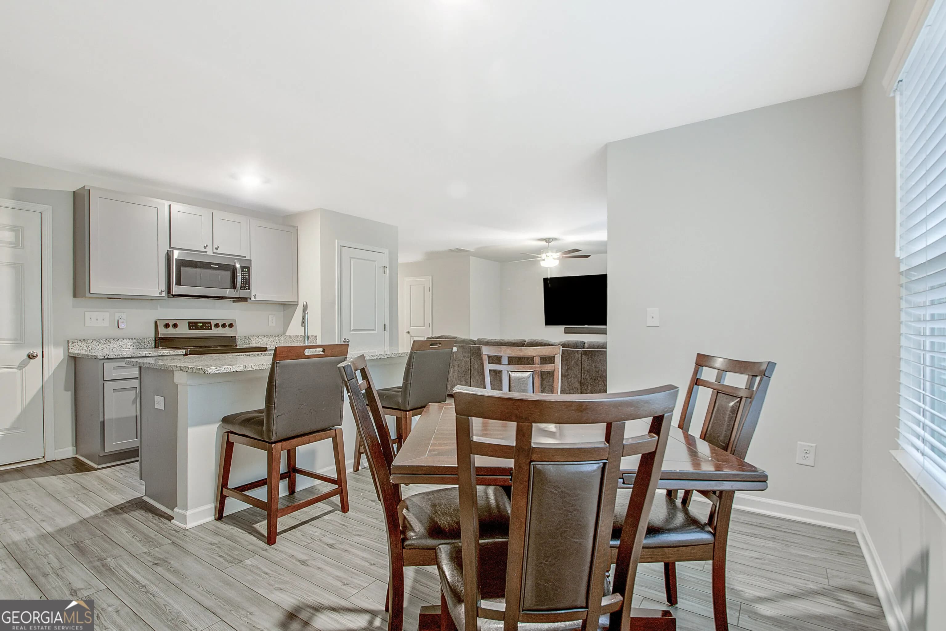 370 Cassidy Trl — photo 7 of 36