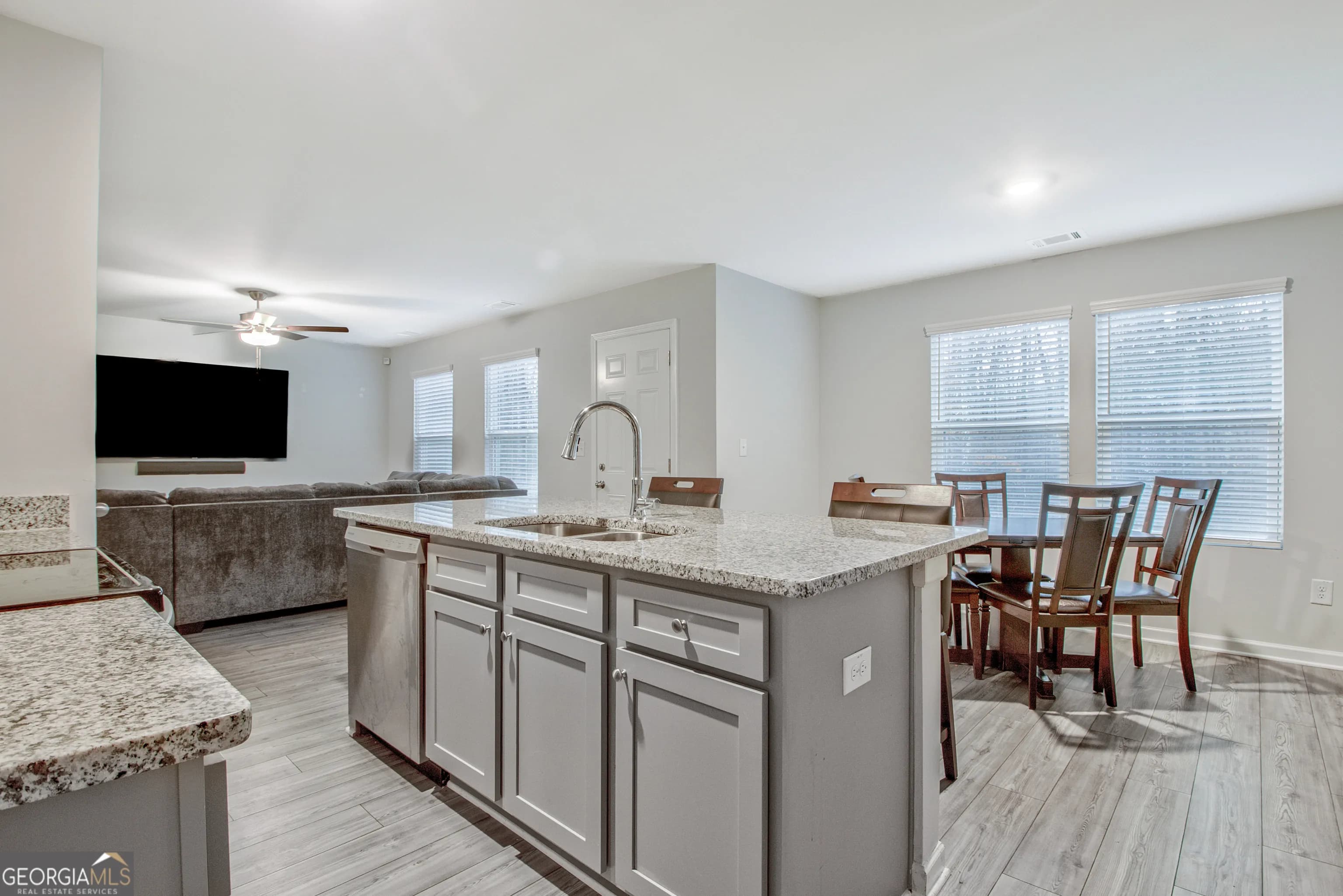 370 Cassidy Trl — photo 9 of 36