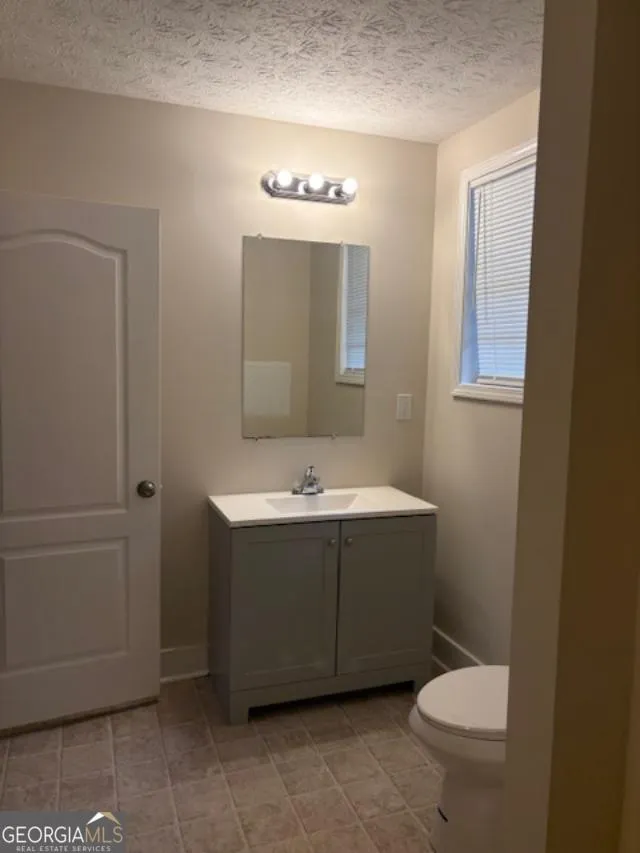 419 S Candler St — photo 4 of 15