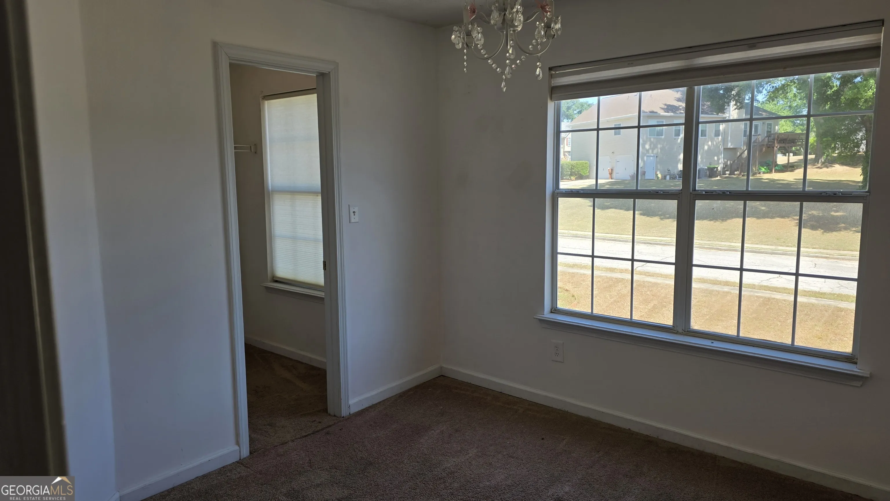 1644 Brumby Cir — photo 3 of 12