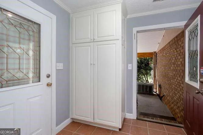 4854 Ivey Ln — photo 12 of 87