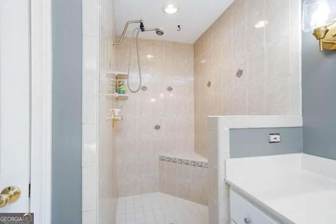 4854 Ivey Ln — photo 25 of 87